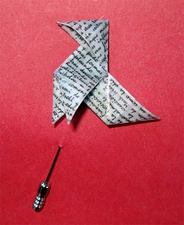 broche-pajarita