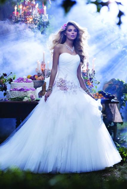 Cinco vestidos de novia inspirados en las princesas Disney - El ...
