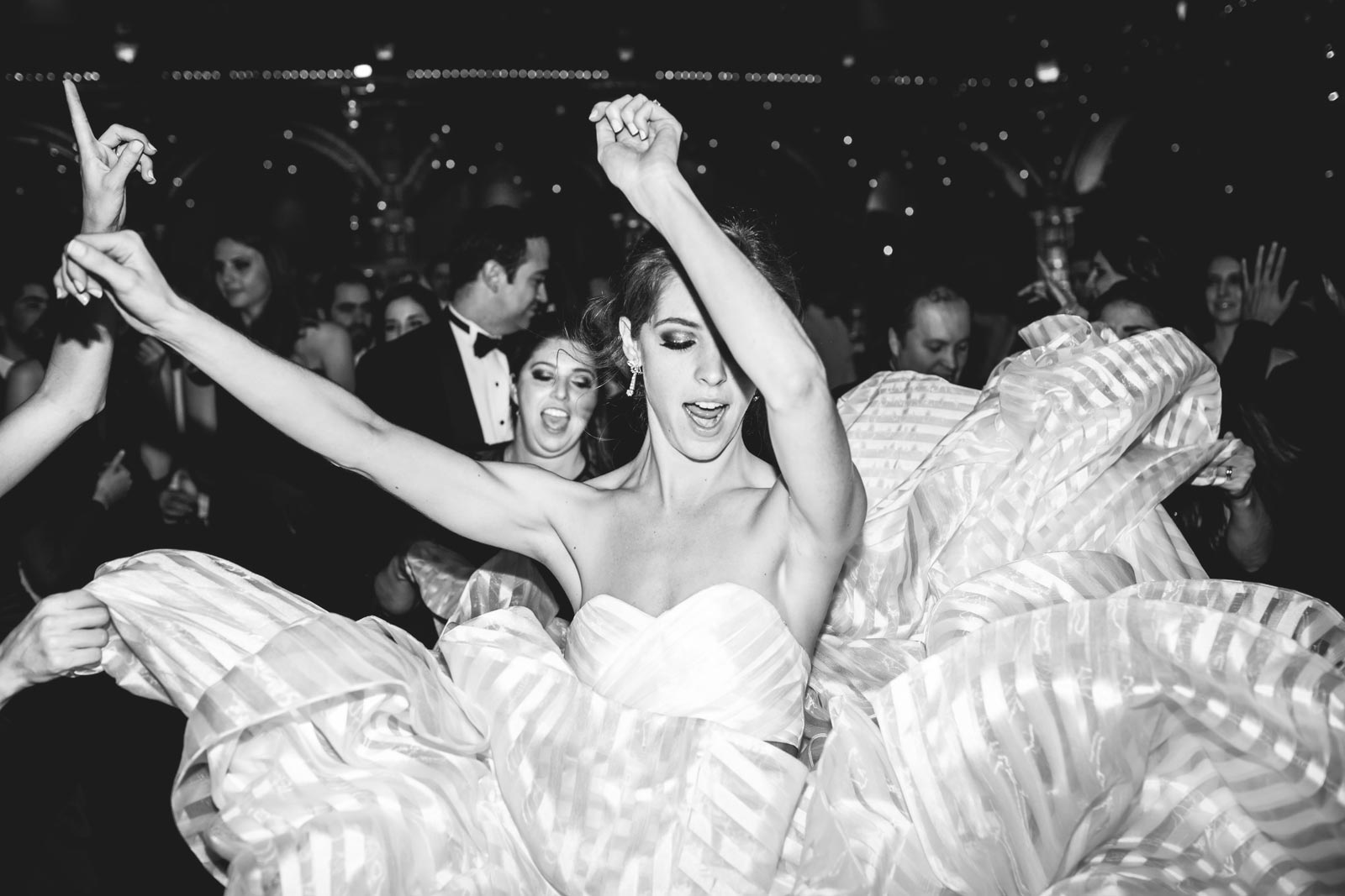 098-boda-novia-baile-fiesta