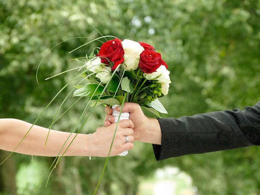 flores como regalo para los padres en la boda