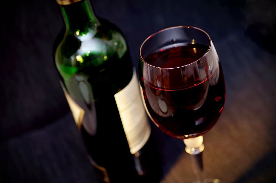 vino como regalo para los padres en la boda